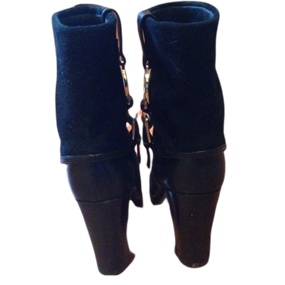 Michael Kors booties black size 6 - Picture 2 of 7